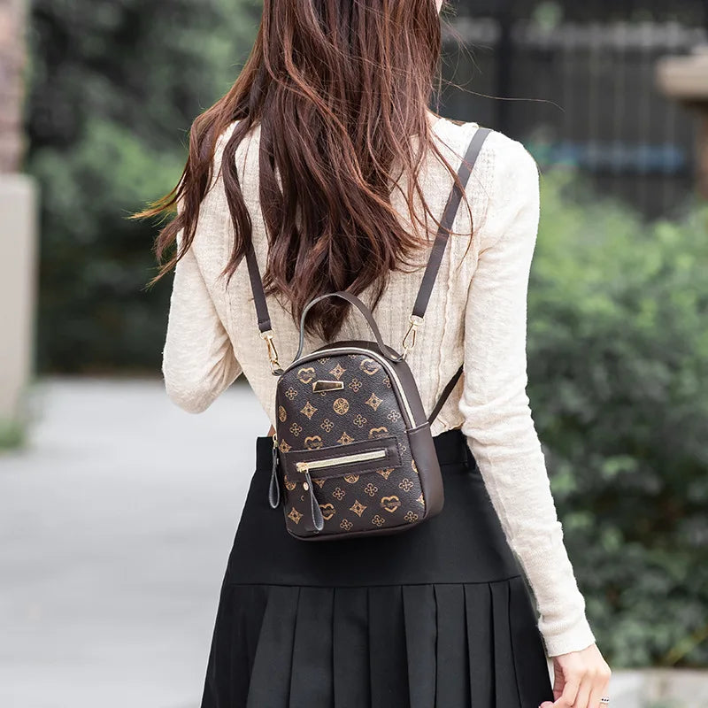 Trendy Rugzak & Schouderband 2025 | Compacte Damesrugtas met Luxe Print 