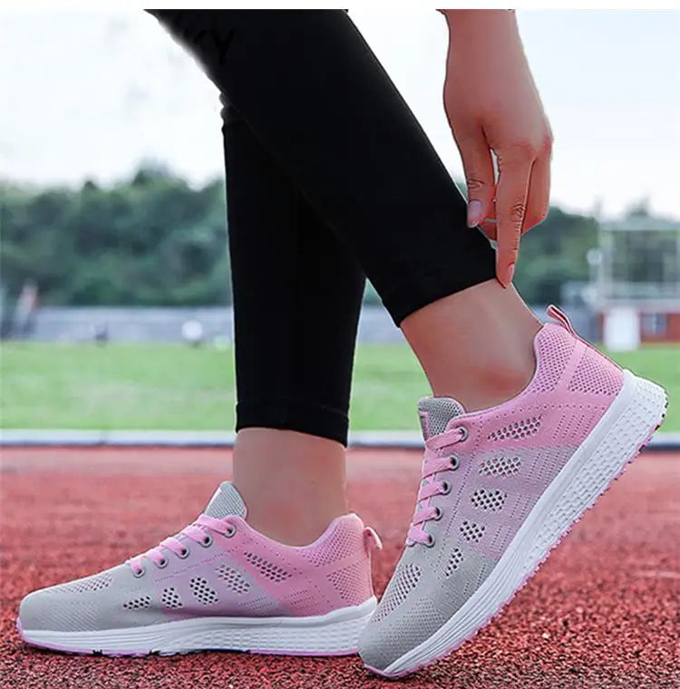 Women’s Lightweight Mesh Running Sneakers