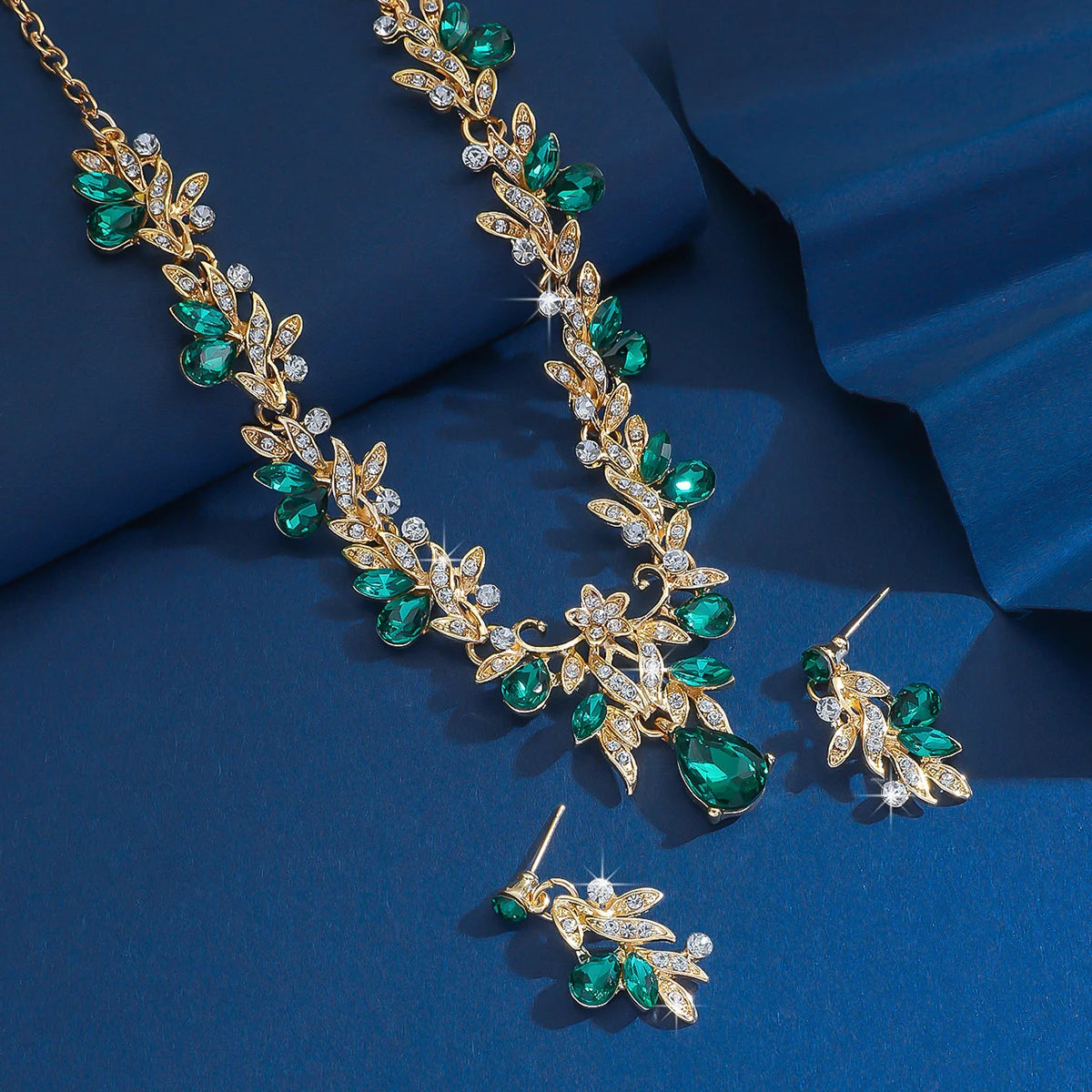Women’s Jewelry Set | Leaf Design Necklace & Earrings Light Luxury Style