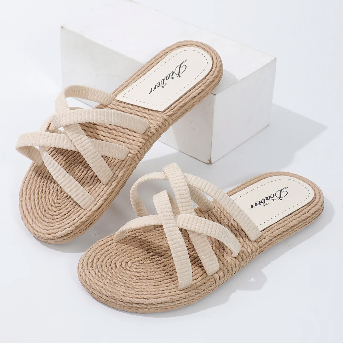 Dames Slippers met Gekruiste Band | Lichtgewicht Antislip Buitenslippers – Voorjaar & Herfst