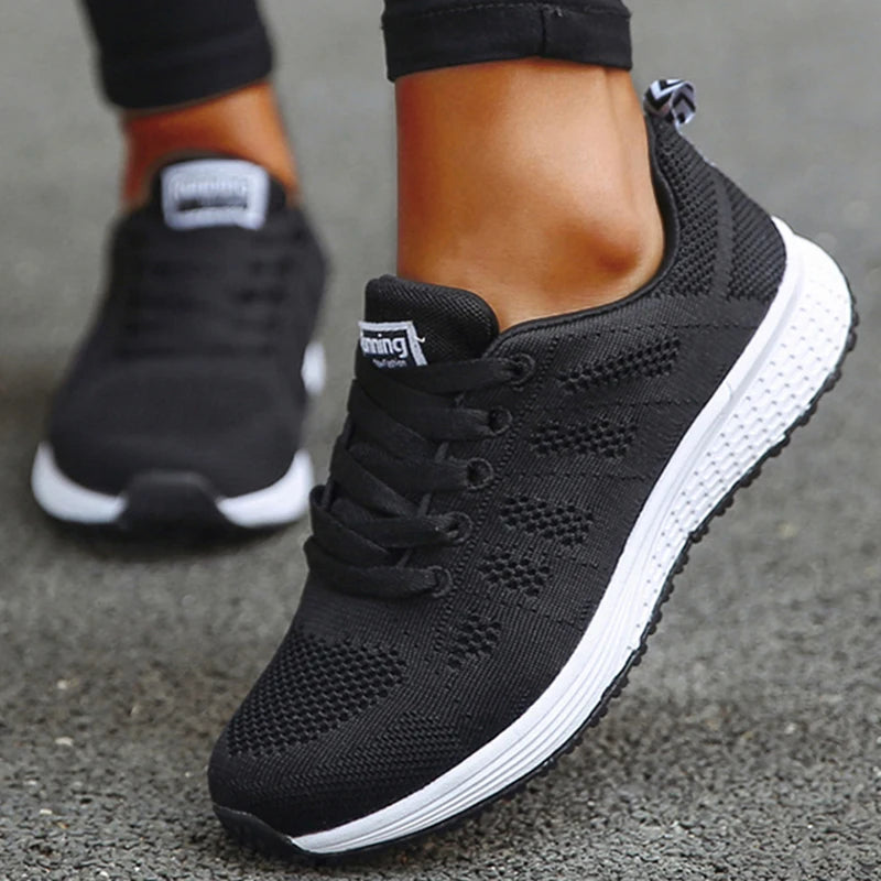 Women’s Lightweight Mesh Running Sneakers
