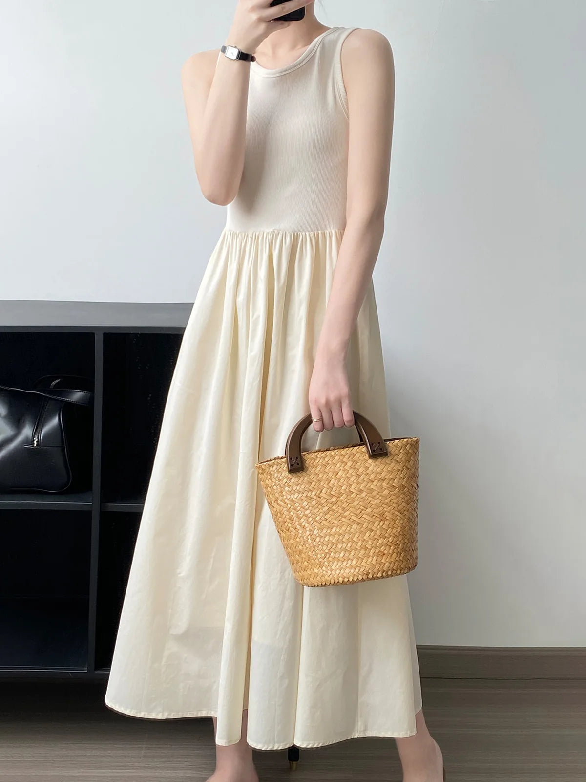 Elegante A-Lijn Damesjurk – Casual Mouwloze Zomerjurk in Roze, Zwart & Beige