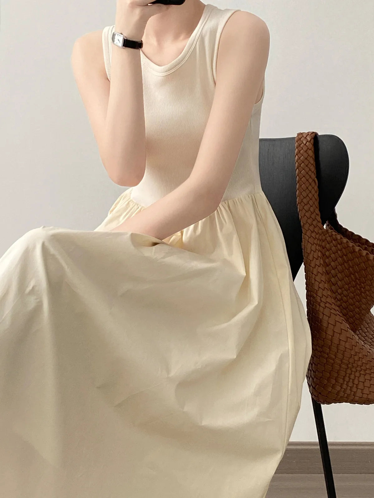 Elegante A-Lijn Damesjurk – Casual Mouwloze Zomerjurk in Roze, Zwart & Beige