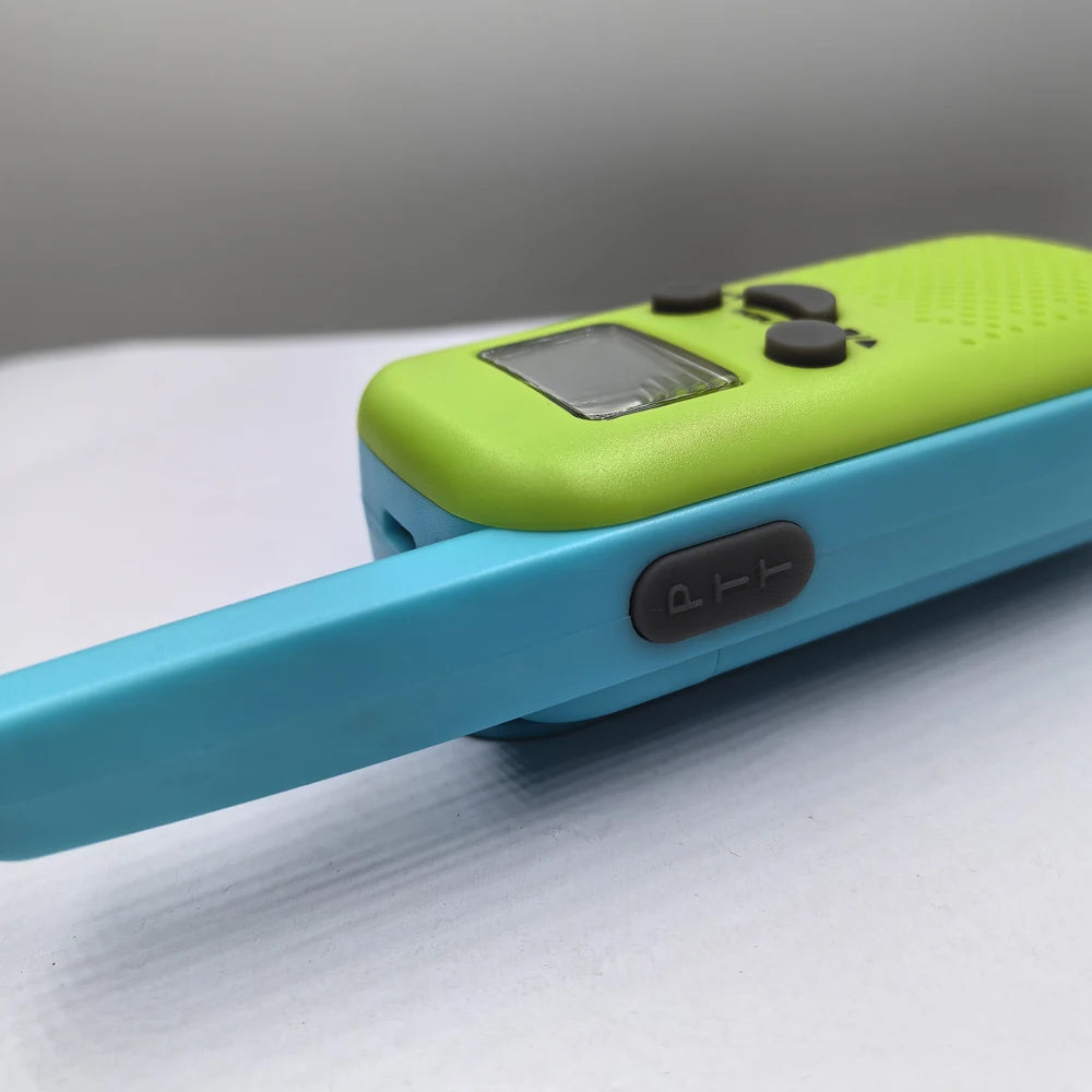 2PCS Kids Walkie-Talkie – 22 Channels | 6KM Long Range | USB-C Rechargeable | Perfect Outdoor Toy