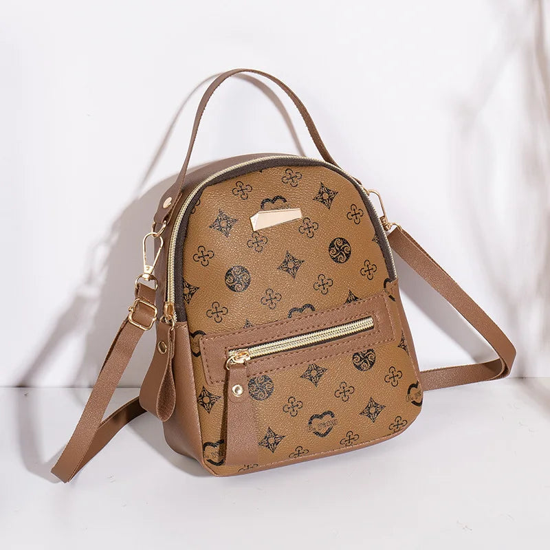 Trendy Rugzak & Schouderband 2025 | Compacte Damesrugtas met Luxe Print 