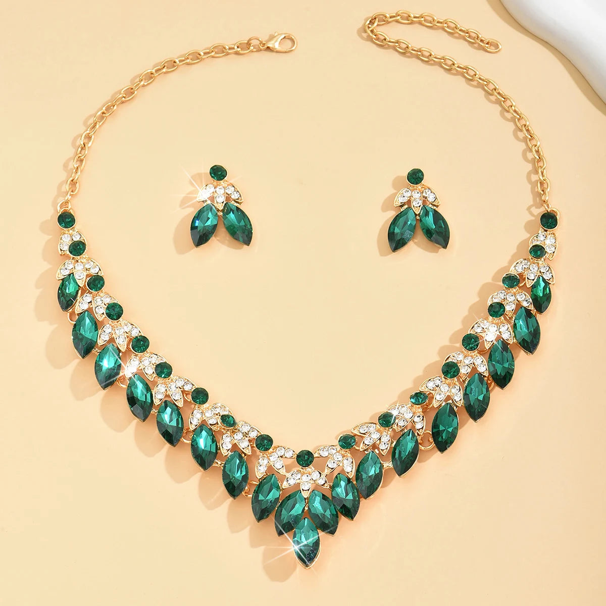 Women’s Jewelry Set | Leaf Design Necklace & Earrings Light Luxury Style