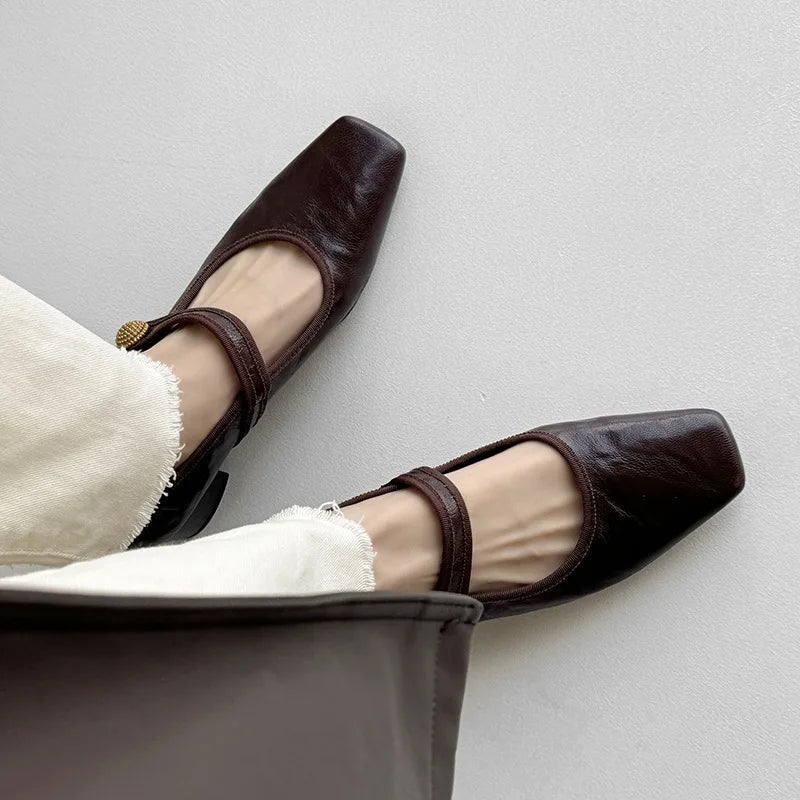 Elegante Dames Pumps met Vierkante Neus en Blokhak – Klassieke Instappers met Gesp