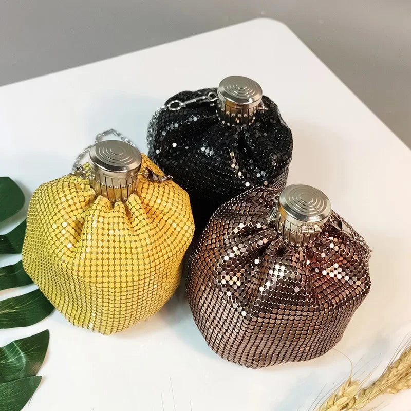 Luxe Glanzende Bucket Bag met Trekkoord | Trendy & Lichtgewicht