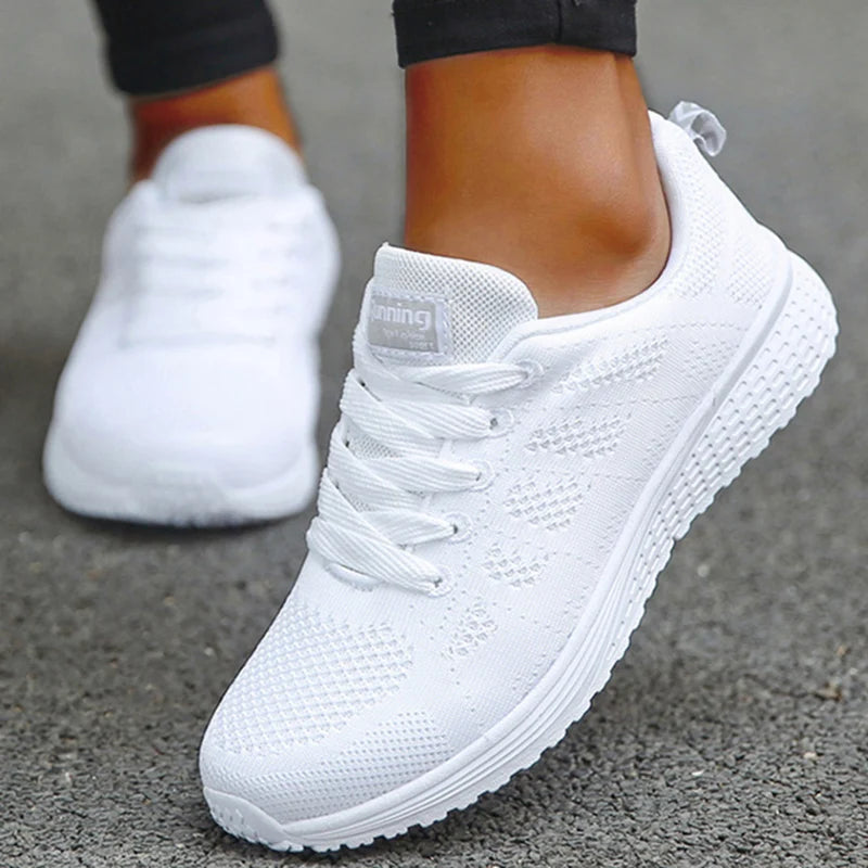Women’s Lightweight Mesh Running Sneakers