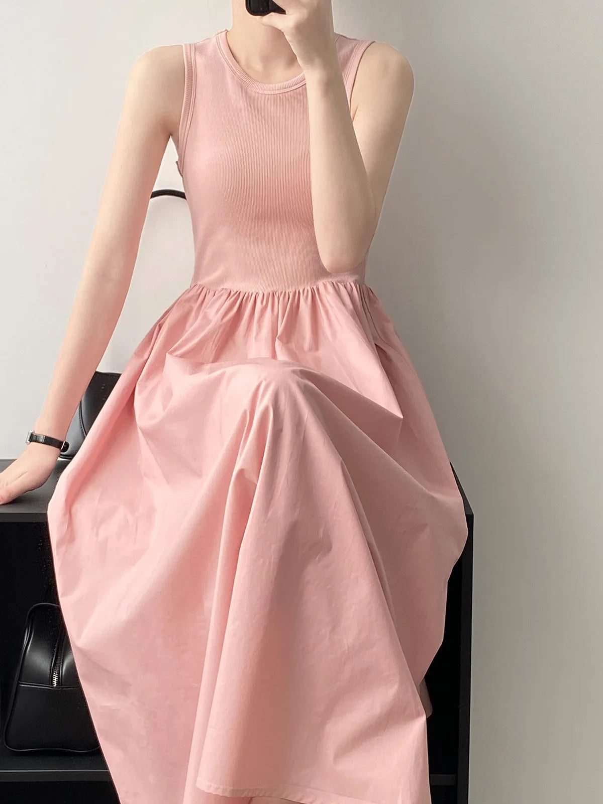 Elegante A-Lijn Damesjurk – Casual Mouwloze Zomerjurk in Roze, Zwart & Beige